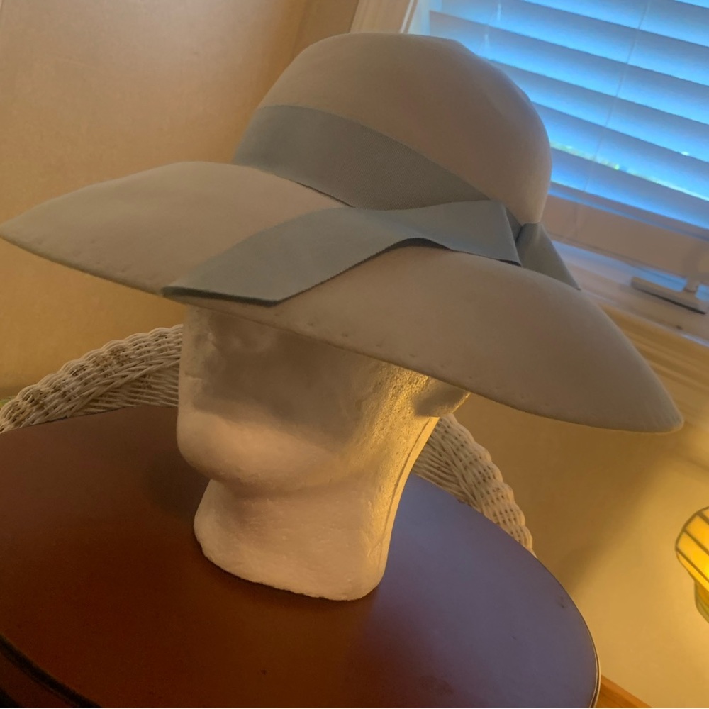 Vintage Flo-Denis Elegant Blue Wide-Brim Hat